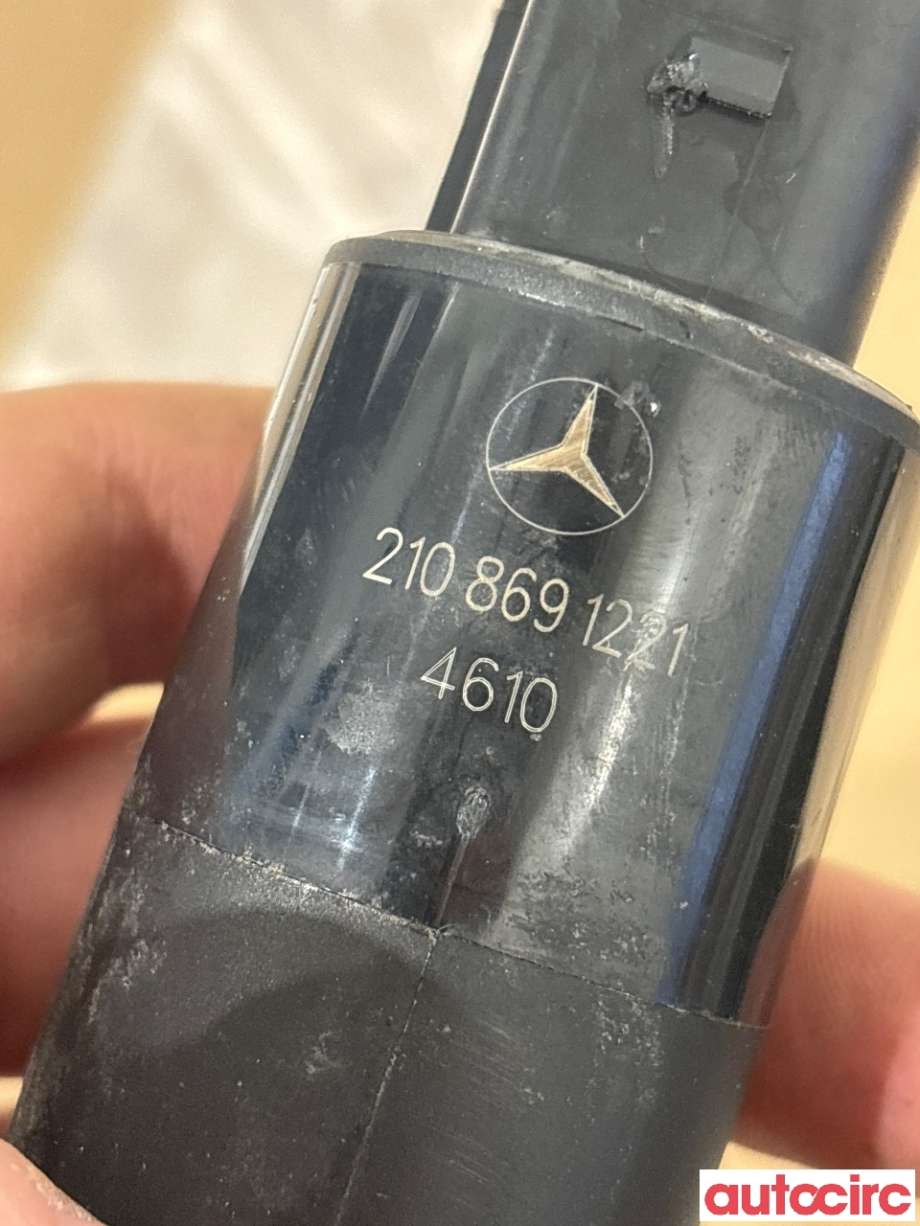 Spylerpumpe til Mercedes C-Klasse 2011-2014 (Fase 2) (W204) (W204) (MERCEDES|A2108691221|2108691221|A2108691121)