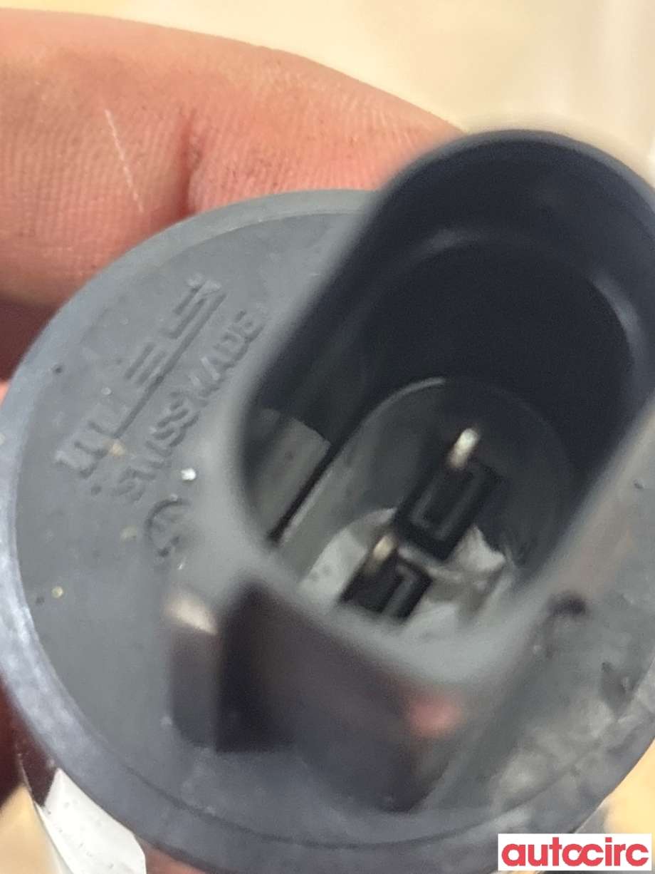 Spylerpumpe til Mercedes C-Klasse 2011-2014 (Fase 2) (W204) (W204) (MERCEDES|A2108691221|2108691221|A2108691121)