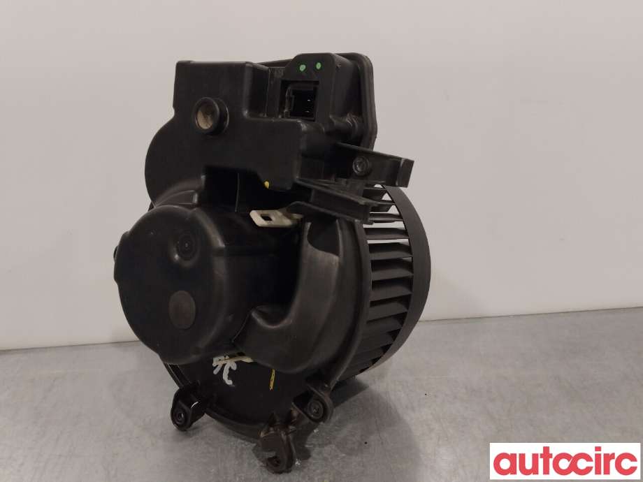 Varmeapparat motor til Mercedes C-Klasse 2000-2004 (Fase 1) (W203) (W203) (MERCEDES|A2038202514|)