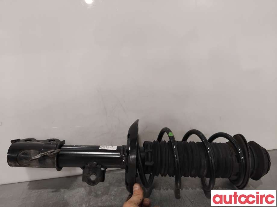 Fjærbein venstre foran til Toyota Yaris Cross (SUV) 2021-->>  (TOYOTA|485200D530|9174250823B|48520-0D530)