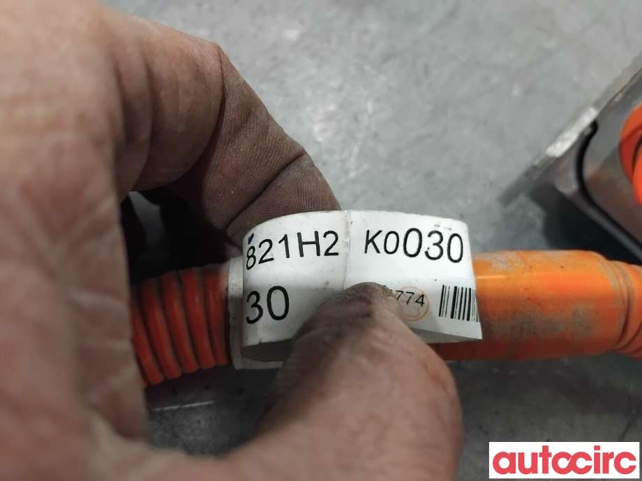 Kabel høy volt (HV) hybrid til Toyota Yaris Cross (SUV) 2021-->>  (TOYOTA|821H2K0030|)