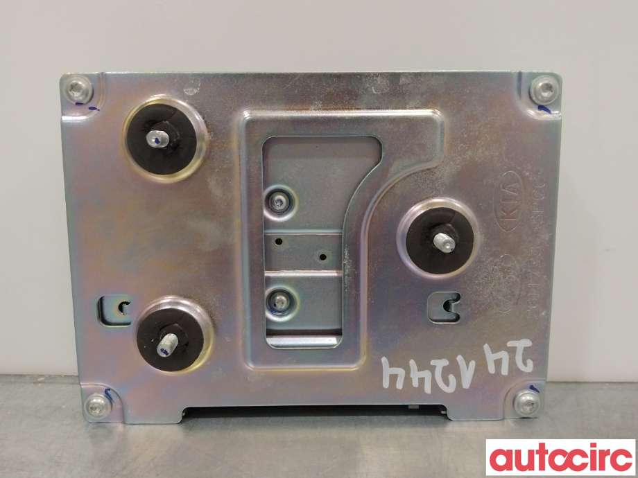 Bilstereo forsterker til Kia Optima 2017-2020  (KIA|96370D4200)
