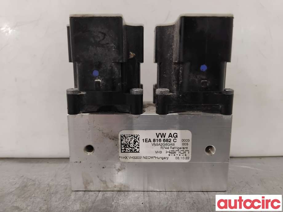 Diverse deler til Audi Q4 e-tron 2021-->> (AUDI|1EA816682E||1EA816682C)