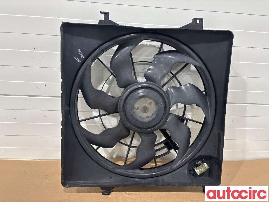 Kjølevifte til Kia Sportage 2010-2016 (Type III) (KIA|253802Y000|)