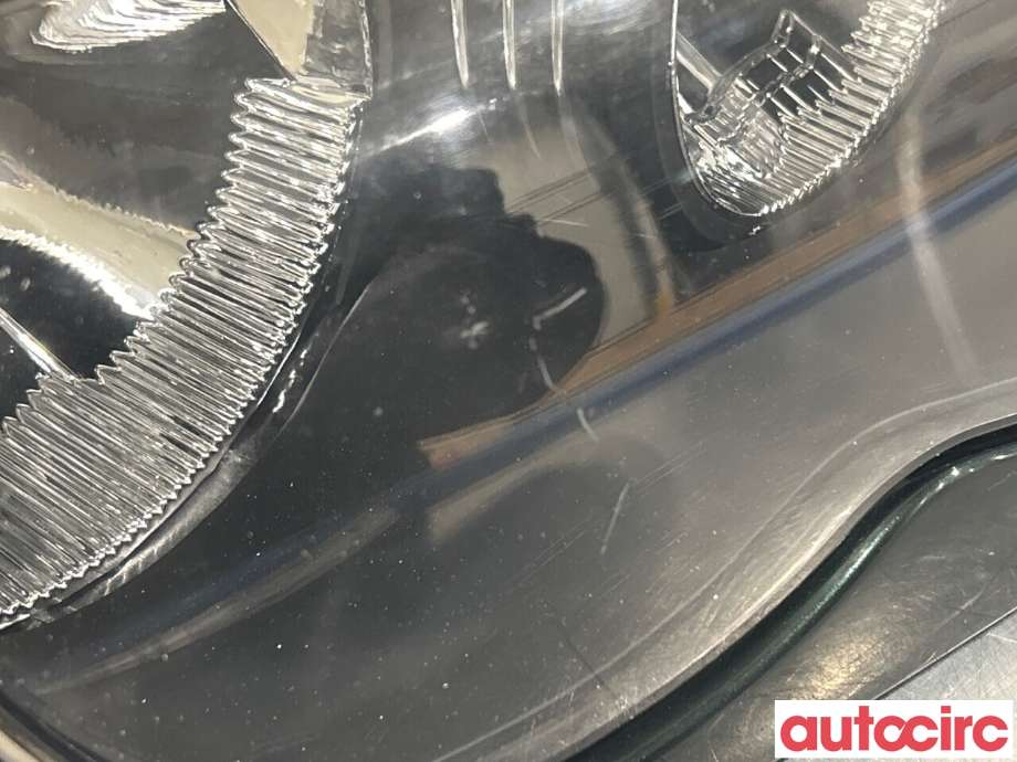 Frontlykt høyre halogen til BMW 3-Serie 1998-2005 (E46) (E46) (BMW|63127165770|6910980)