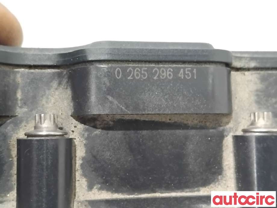 ABS sentral til Tesla Model Y 2021-2024 (Type I)  (TESLA|1044746-00-A|0265296451|1044745-10-B)