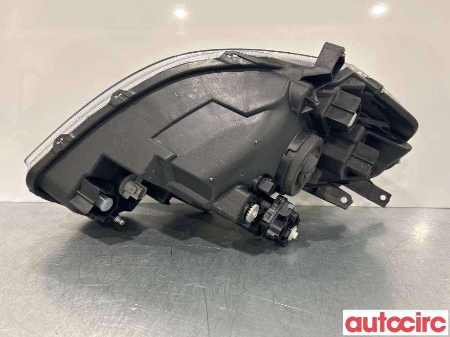 Frontlykt venstre halogen til Suzuki SX4 2009-2013 (Type I, Fase 2)  (SUZUKI|35320-80J61|)