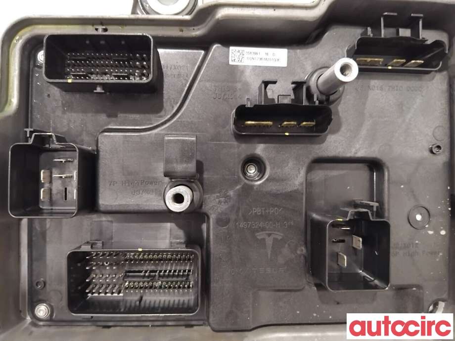 Styreenhet diverse til Tesla Model Y 2021-2024 (Type I)  (TESLA|1583991-10-D|)