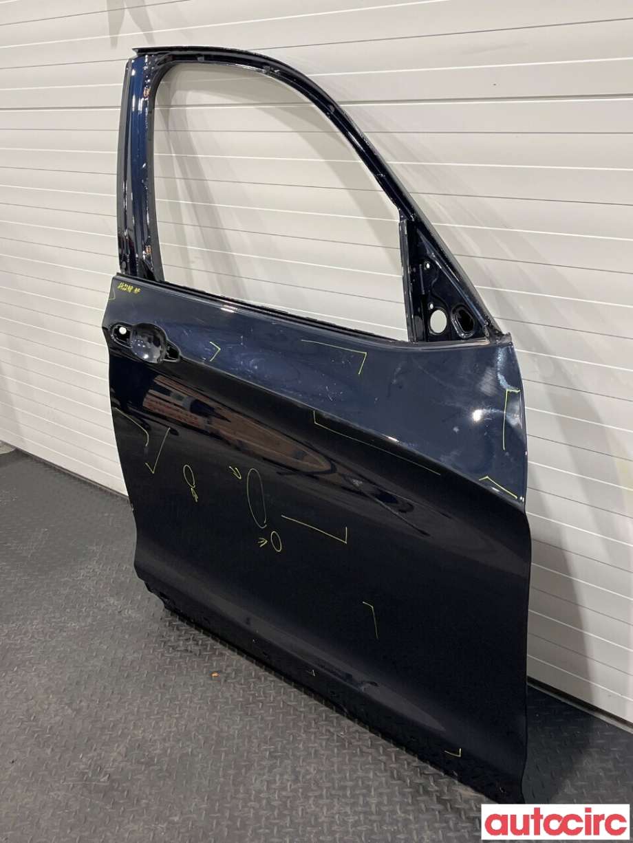 Dør høyre foran til BMW X3 2010-2017 (F25) (F25) (BMW|41517355804)
