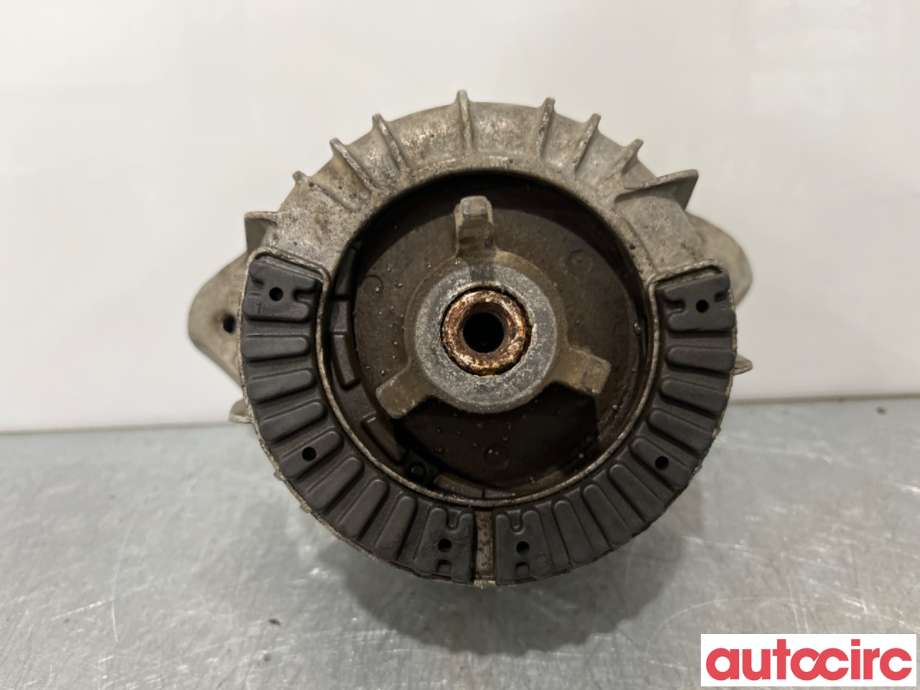 Motorfeste til Mercedes E-Klasse, 2009-2013 (Fase 1) (W212) (W212) (MERCEDES|A2122406417)