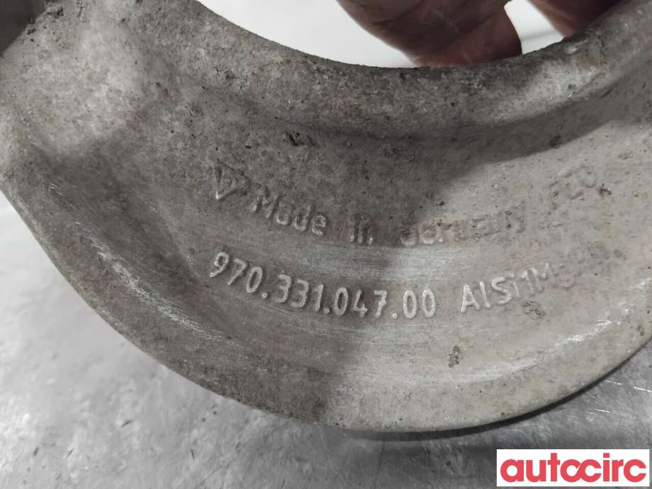 Bærebru høyre bak til Porsche Panamera 2009-2017 (Type I) (970) (970) (PORSCHE|97033104700|)