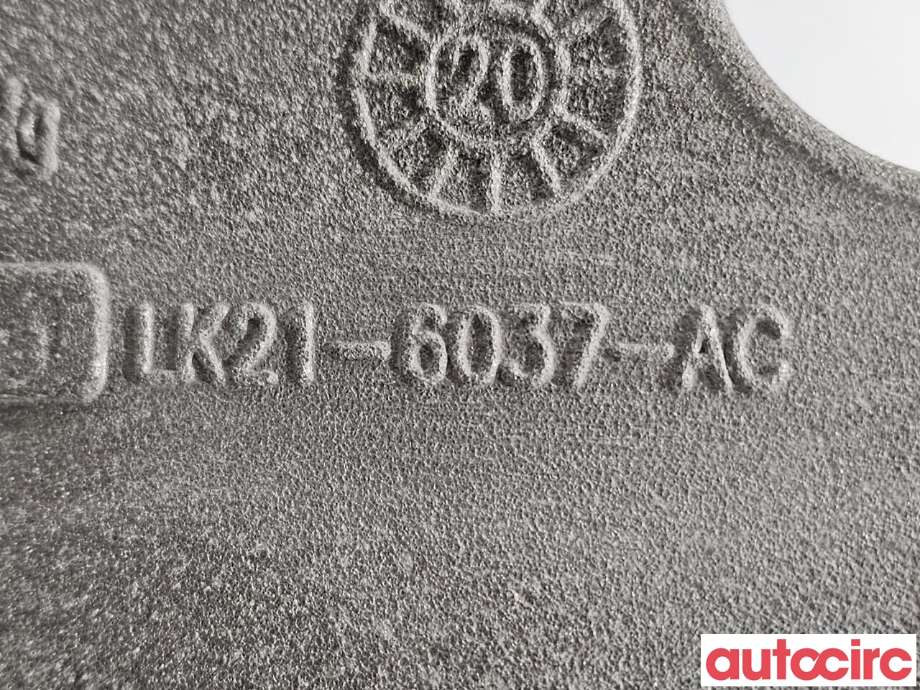 Motorfeste til Ford Transit Courier 2018-2023 (Type I, Fase 2)  (FORD|2426813|LK21-6037-AC)