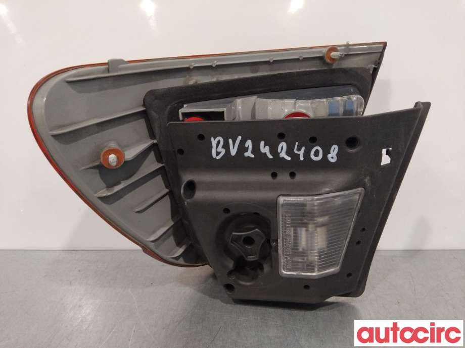 Baklykt venstre til BMW 3-Serie 1998-2005 (E46) (E46) (BMW|63216946533)