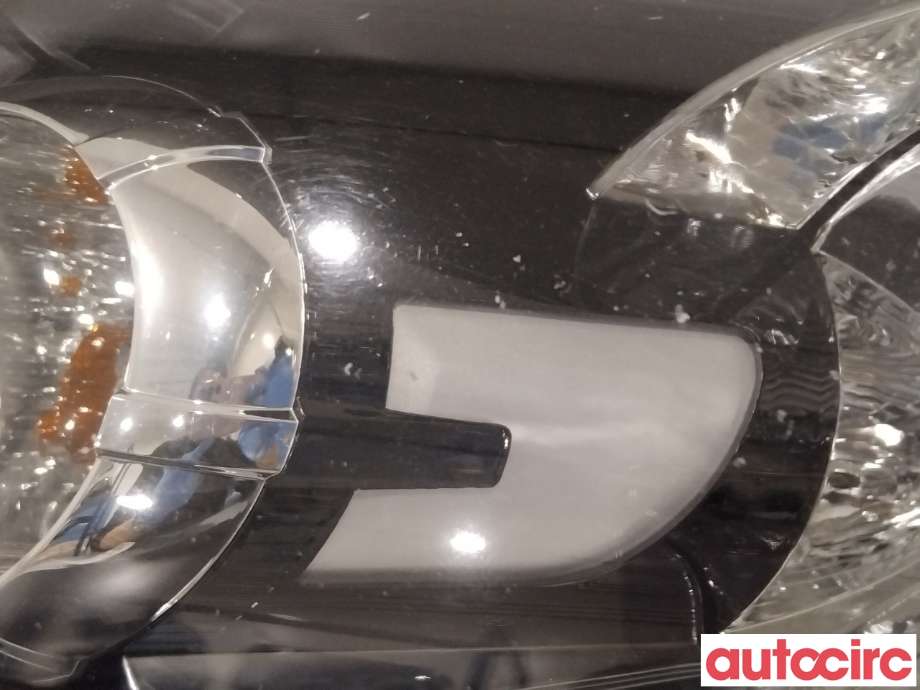 Frontlykt venstre halogen til Kia Picanto 2011-2017 (Type II) (KIA|921011Y011)