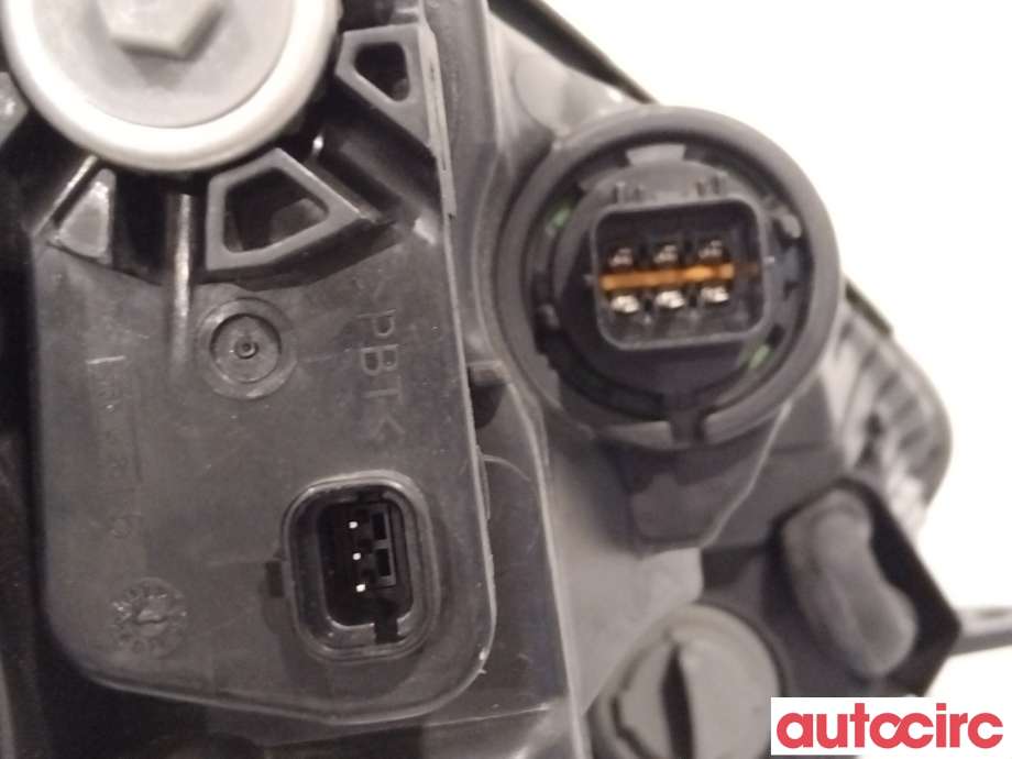 Frontlykt venstre halogen til Kia Picanto 2011-2017 (Type II) (KIA|921011Y011)