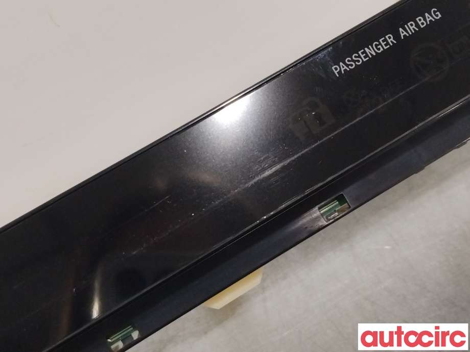 Bryter nødblink til Toyota RAV4 2016-2019 (Type IV, Fase 2)  (TOYOTA|8395042230)