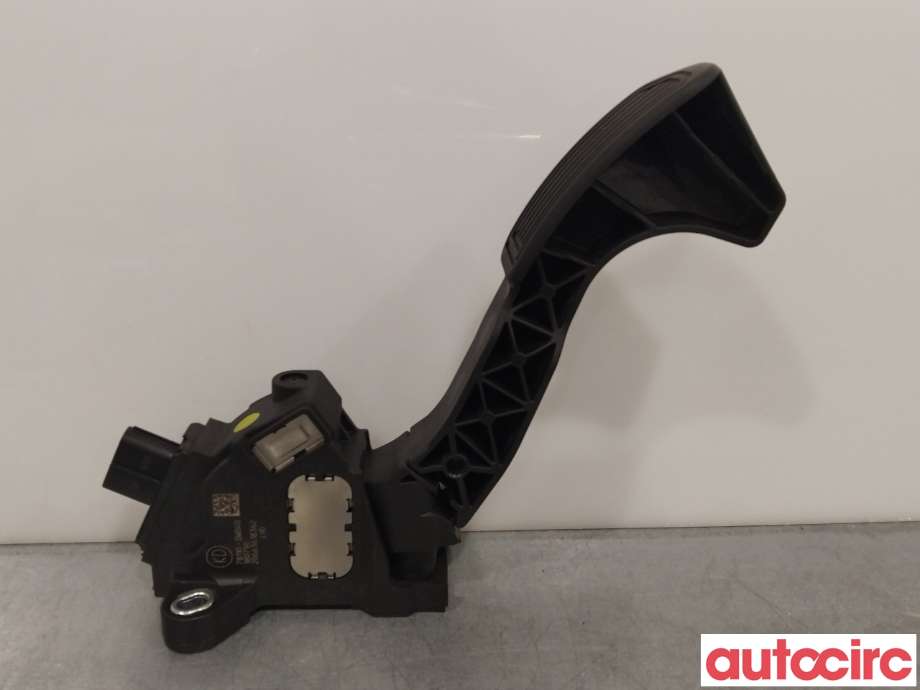 Pedal gass til Toyota RAV4 2016-2019 (Type IV, Fase 2)  (TOYOTA|781100W040)