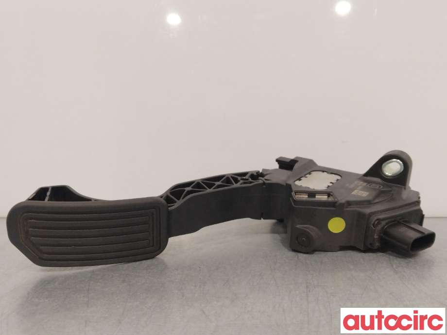 Pedal gass til Toyota RAV4 2016-2019 (Type IV, Fase 2)  (TOYOTA|781100W040)