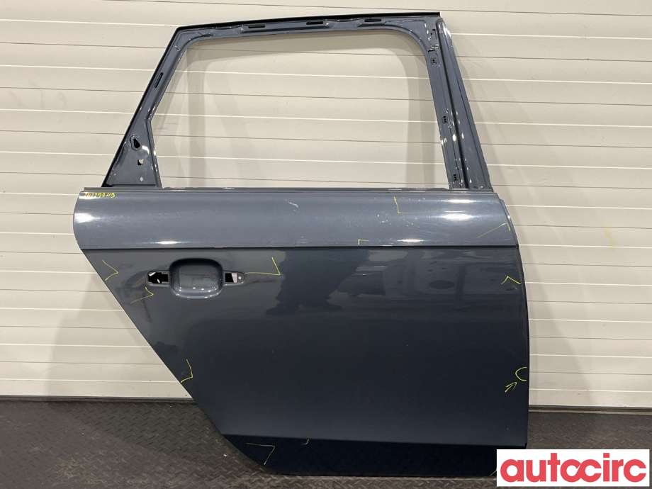 Dør høyre bak til Audi A4, 2007-2014 (Type IV) (B8) (B8) (AUDI|8K9833052D)