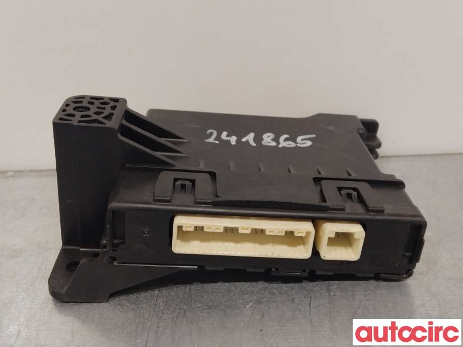 Styreenhet klima/aircondition til Toyota RAV4 2016-2019 (Type IV, Fase 2)  (TOYOTA|8865042760)