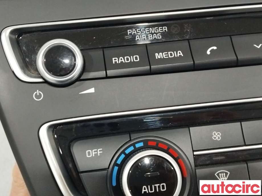 Varmeapparat betjening til Kia Optima 2017-2020  (KIA|97250D4810WK)