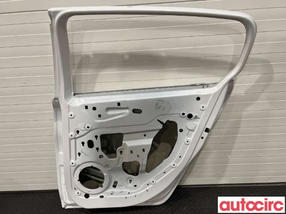 Dør høyre bak til Peugeot 308 2013-2021 (Type II)  (PEUGEOT|9802165580)