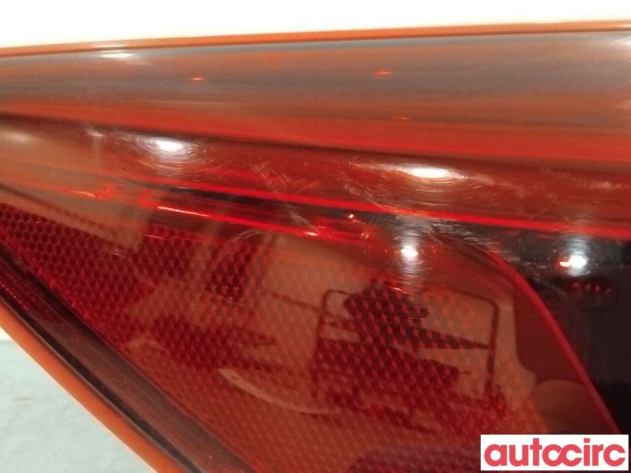 Baklykt venstre til Mazda 3 2013-2016 (Type III, Fase 1)  (MAZDA|B45D51160D)