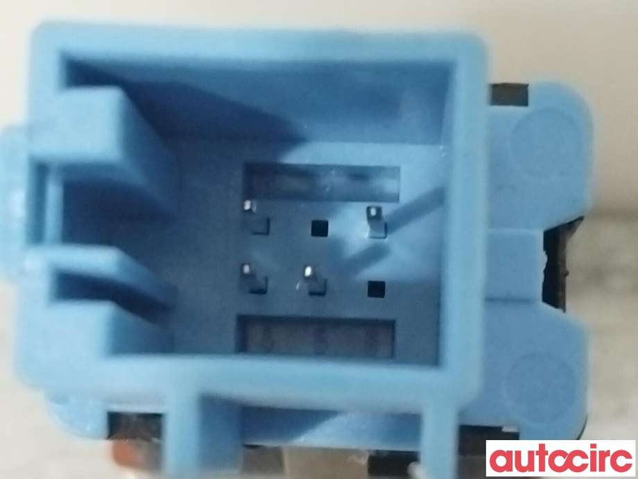 Bryter nødblink til VW Transporter / Caravelle 2015-2019 (T6) (T6) (VOLKSWAGEN|7E0953509)