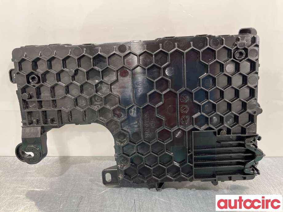 Styreenhet diverse til Tesla Model 3 2018-2023 (Fase 1) (TESLA|1567455-02-D|)