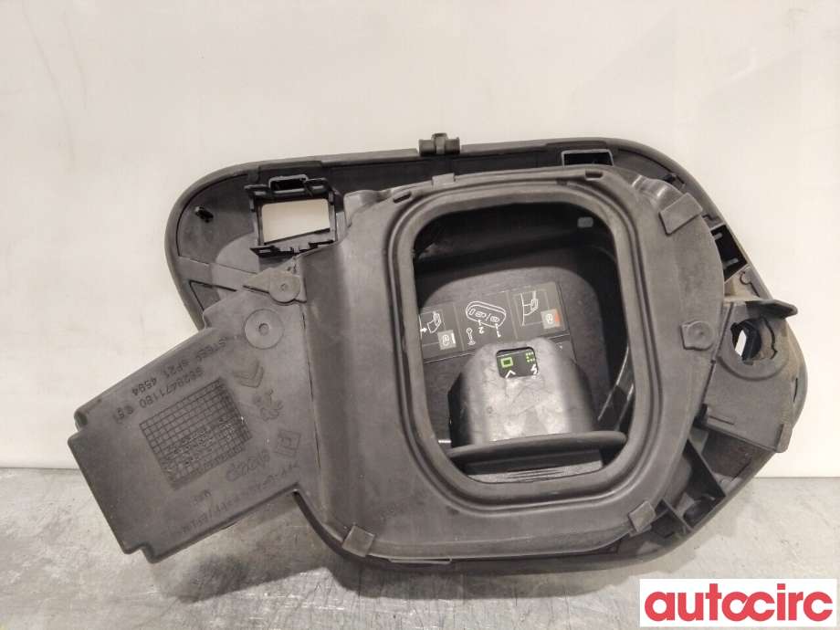 Batterilader inntak/luke til Peugeot 208 2019-->> (Type II)  (PEUGEOT|9828471180|)