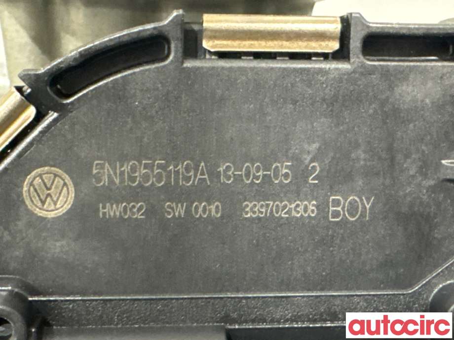 Viskermotor frontrute til VW Tiguan 2011-2016 (Type I, Fase 2)  (VOLKSWAGEN|5N1955023D|1397220643|5N1955023F)