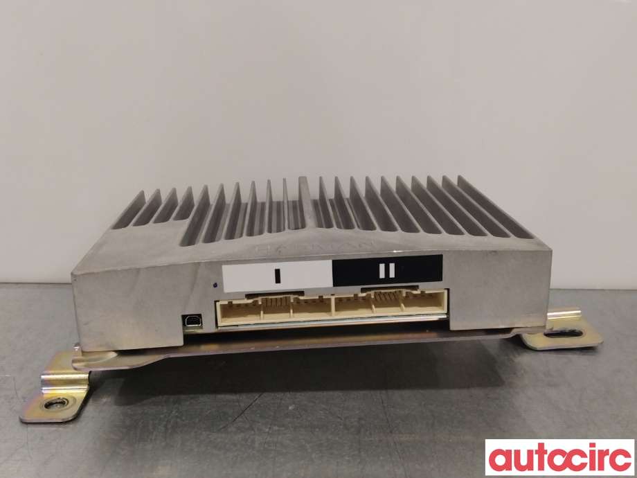 Bilstereo forsterker til Kia e-Soul 2019-->> (Type III)  (KIA|96370J2200)