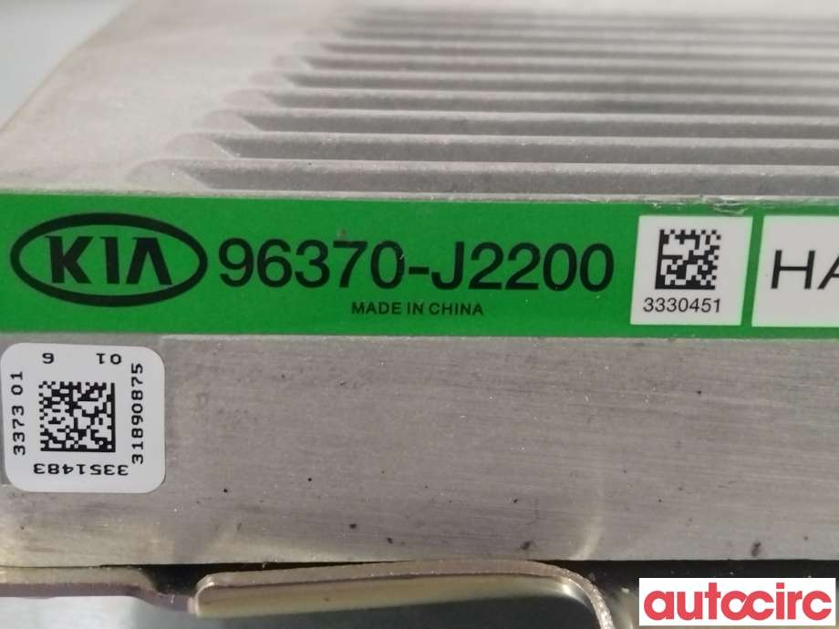Bilstereo forsterker til Kia e-Soul 2019-->> (Type III)  (KIA|96370J2200)