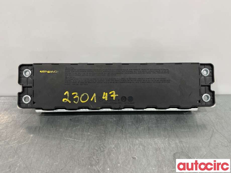 Airbag kne til Mercedes C-Klasse, 2014-2018 (Fase 1) (W205) (W205) (MERCEDES|A2058600202)