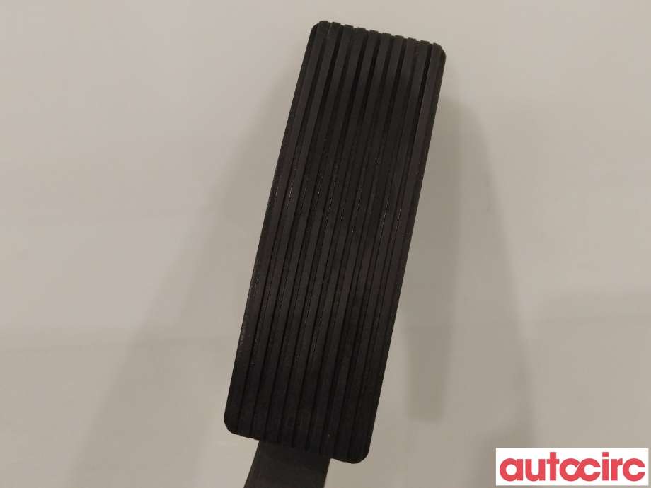 Pedal gass til Mercedes B-Klasse 2011-2018 (W246) (W246) (MERCEDES|A2463001404)
