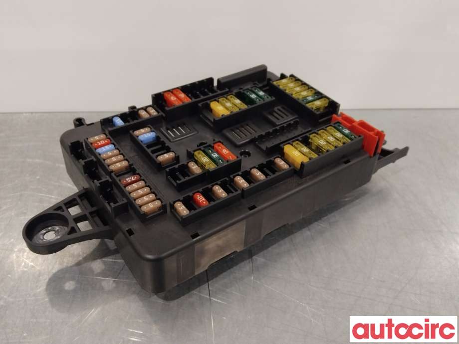 Sikringsboks til BMW 3-Serie 2012-2018 (F30/F31/F34) (F30/F31/F34) (BMW|61149259466|61149337880)