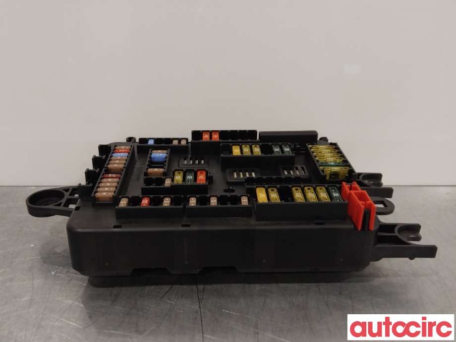 Sikringsboks til BMW 3-Serie 2012-2018 (F30/F31/F34) (F30/F31/F34) (BMW|61149259466|61149337880)