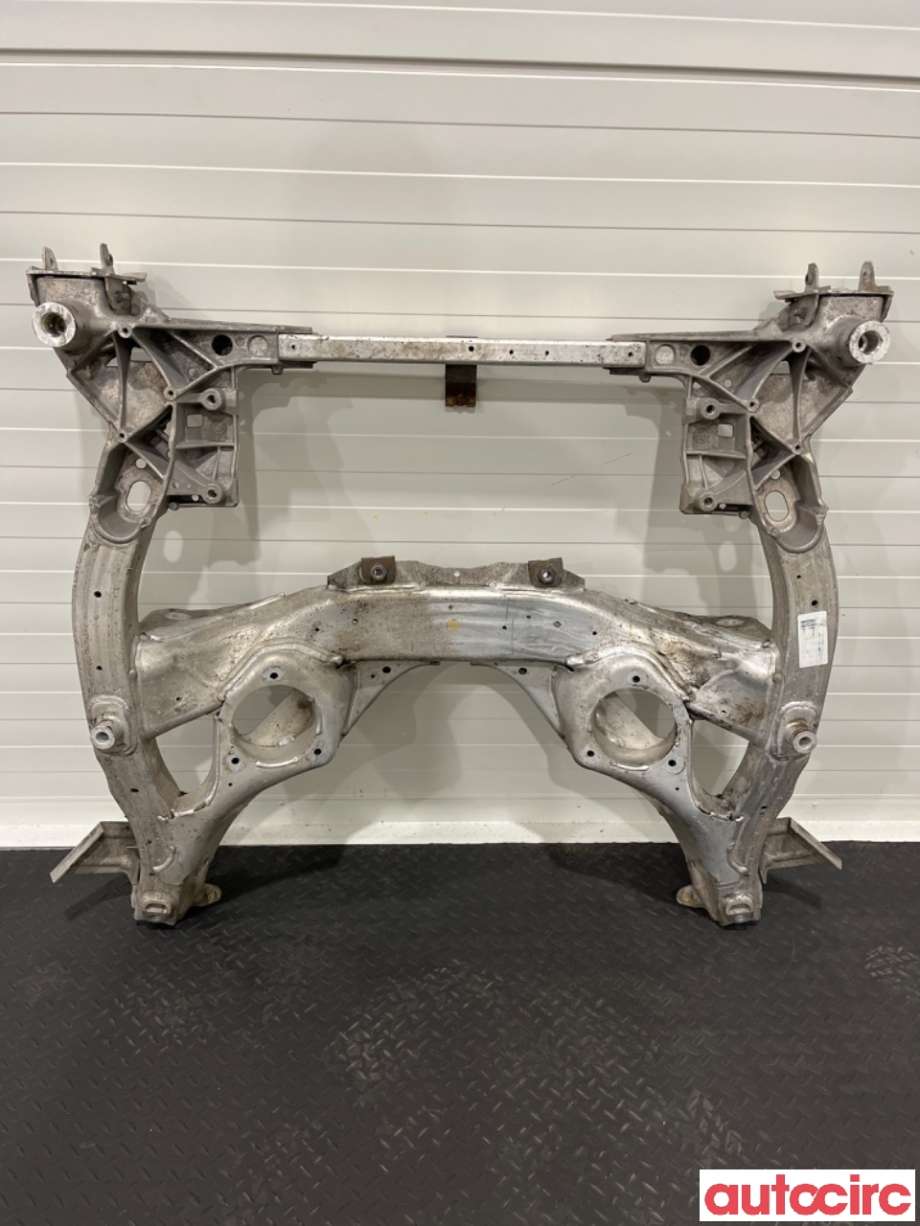 Travers foran hoved til BMW 5-Serie 2010-2017 (F10/F11) (F10/F11) (BMW|31116796692|)