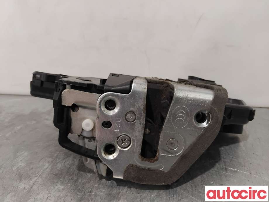 Låsekasse høyre foran til Toyota RAV4 2006-2009 (Type III, Fase 1)  (TOYOTA|6903042221|)
