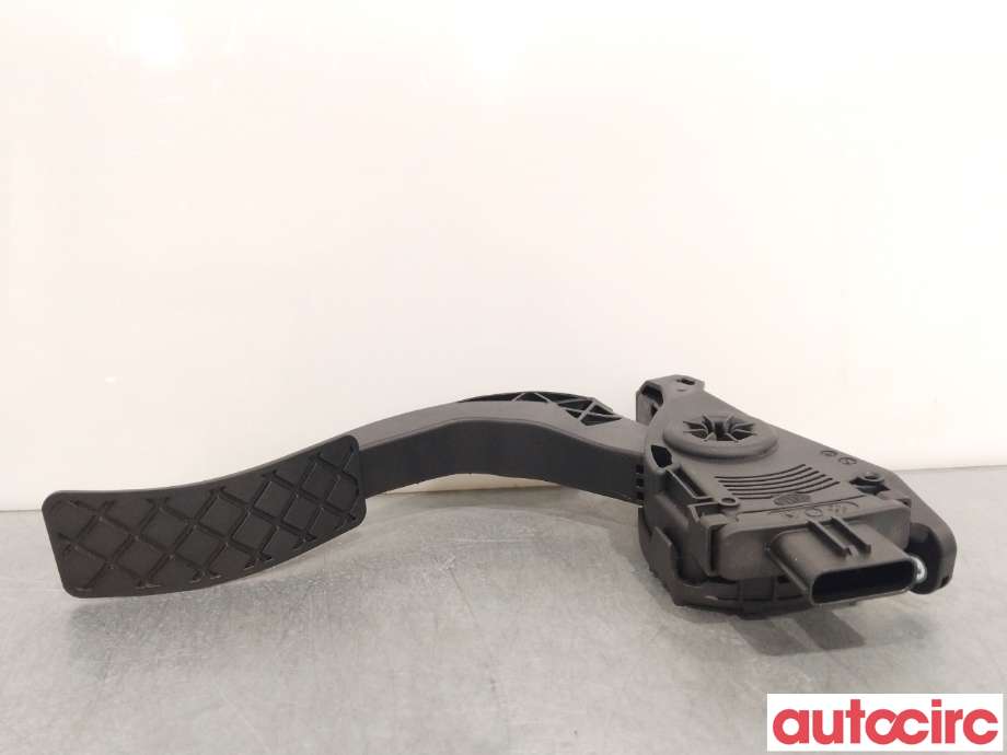 Pedal gass til Audi A6 2011-2014 (Type IV, Fase 1) (C7) (C7) (AUDI|8K1723523A)