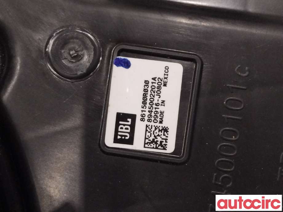 Bilstereo høyttaler til Toyota RAV4 2016-2019 (Type IV, Fase 2)  (TOYOTA|861500R030|)