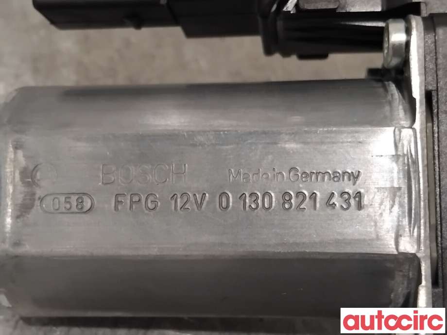 Ruteheis høyre bak til VW Golf VI 2008-2012 (VOLKSWAGEN|5K0959704D|922119-134|5K0959704C)
