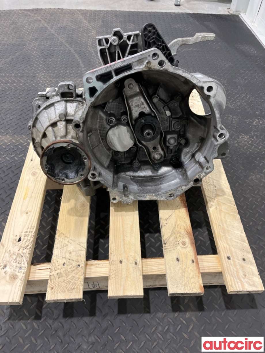 Girkasse manuell 6-trinn til VW Passat 2015-2019 (Fase 1) (B8) (B8) (VOLKSWAGEN|02S300047RX||02S300047R)