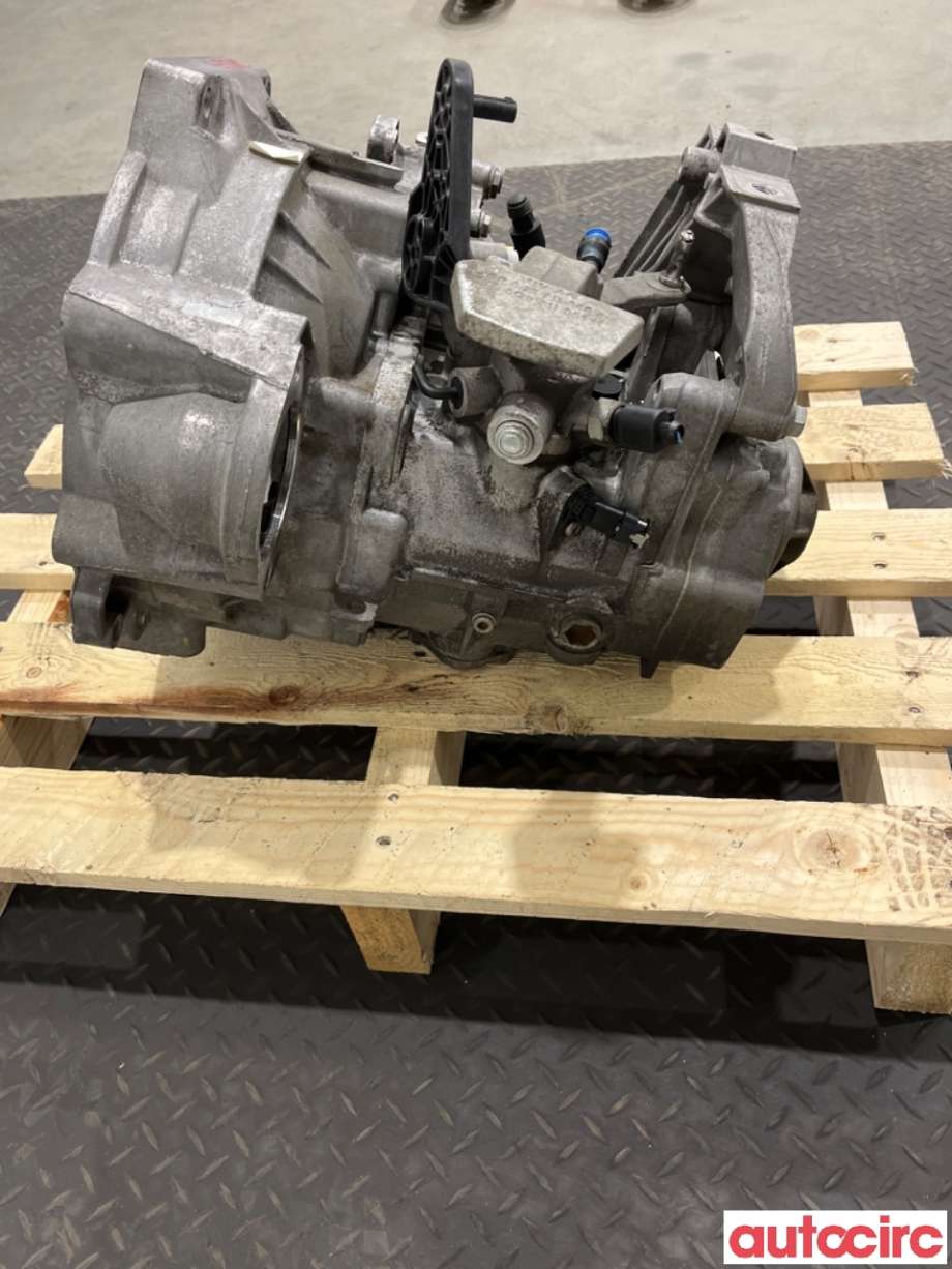 Girkasse manuell 6-trinn til VW Passat 2015-2019 (Fase 1) (B8) (B8) (VOLKSWAGEN|02S300047RX||02S300047R)