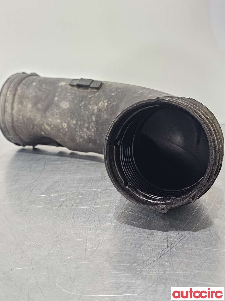 Diverse deler til BMW X5 2013-2018 (F15) (F15) (BMW|13718507369|1371-8512381-03)