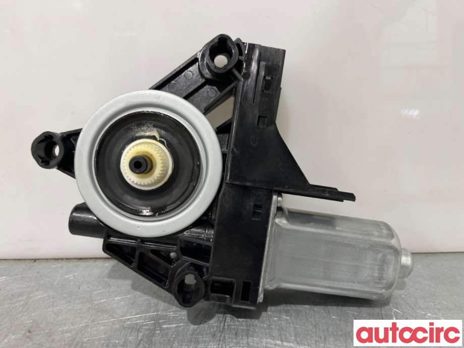 Ruteheis høyre foran til Volvo XC60 2008-2013 (Type I, Fase 1)  (VOLVO|31253062|966269-103|)