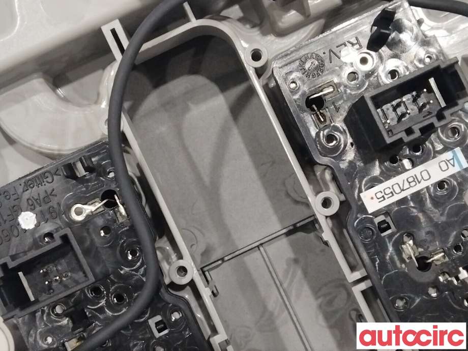 Taklyspanel til Audi A6 2011-2014 (Type IV, Fase 1) (C7) (C7) (AUDI|4G0947135|)