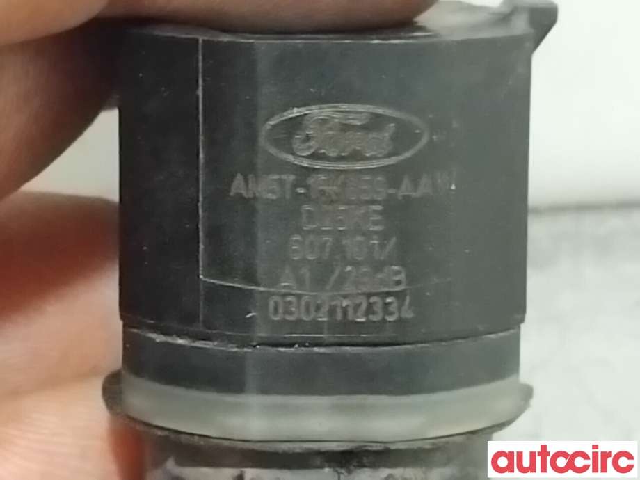 Parkeringssensor foran til Ford Focus 2011-2014 (Type III, Fase 1) (FORD|2489130|607101|AM5T-15K859-AAW)