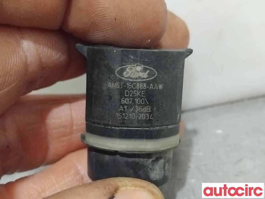 Parkeringssensor foran til Ford Focus 2011-2014 (Type III, Fase 1) (FORD|1693368|607100|AM5T-15C868-AAW)