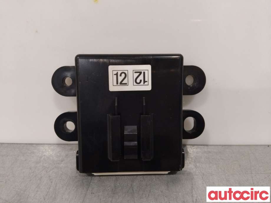 Styreenhet diverse til Mitsubishi Outlander 2015-->> (Type III, Fase 2)  (MITSUBISHI|8637C108|)